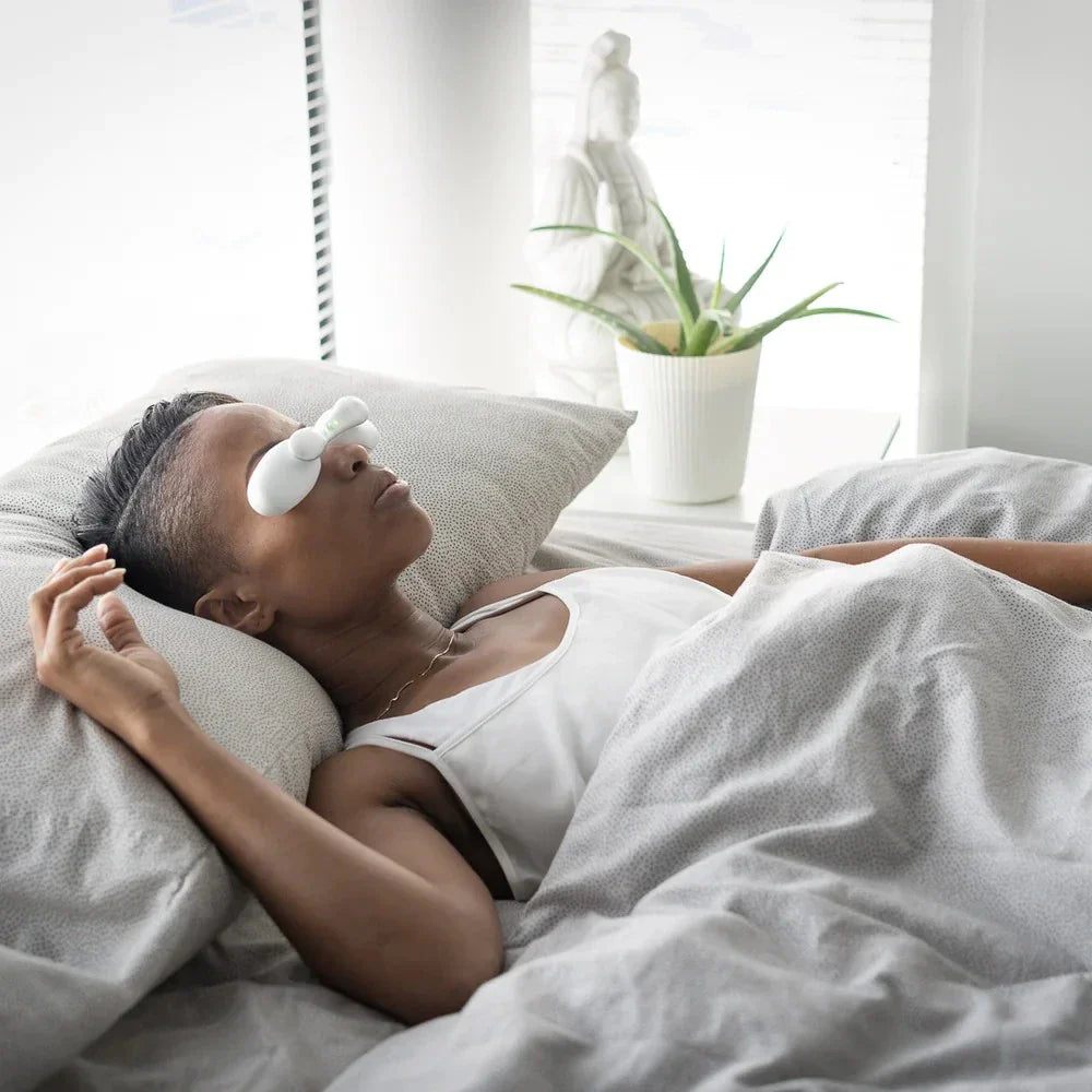 The Digital Eyestrain Dilemma: Causes, Symptoms and Treatment